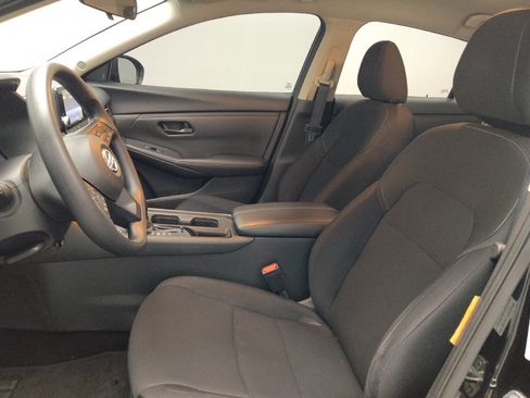 Used 2024 Nissan Sentra S FWD image 17