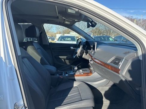 Used 2018 Audi Q5 2.0T Premium image 12