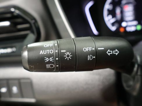 Used 2023 Honda Pilot Touring image 39