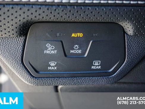 Used 2024 Volkswagen Atlas SE image 48