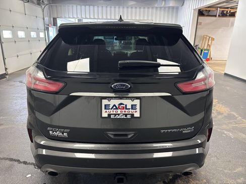 Used 2019 Ford Edge Titanium w/ Equipment Group 301A image 9