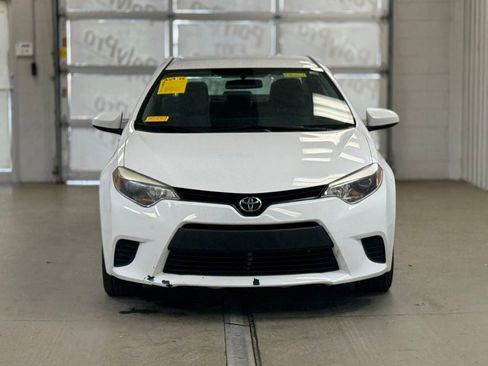 Used 2014 Toyota Corolla LE image 2