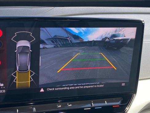 Certified 2023 Volkswagen ID.4 Pro image 16