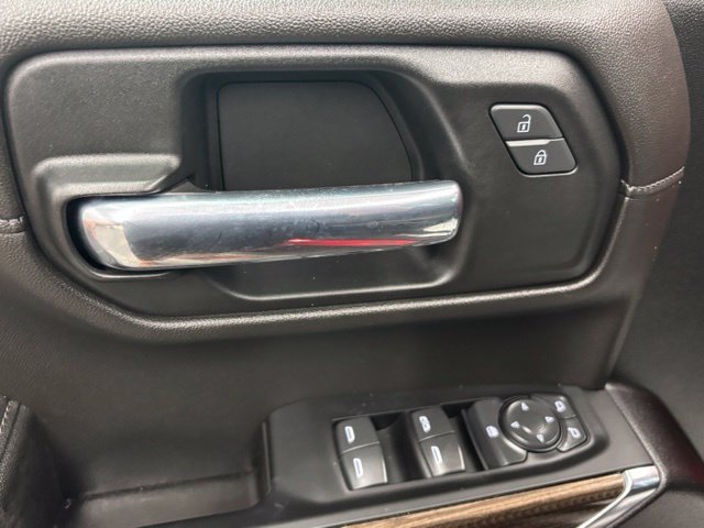 Used 2022 Chevrolet Silverado 1500 LT AWD/4WD image 15