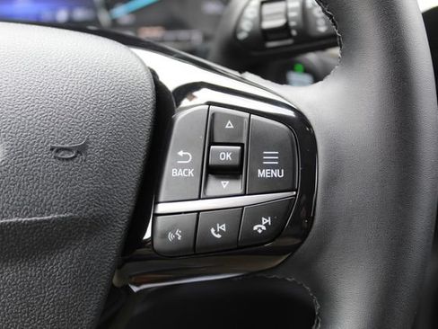 Used 2022 Ford Escape SE w/ Convenience Package FWD image 16