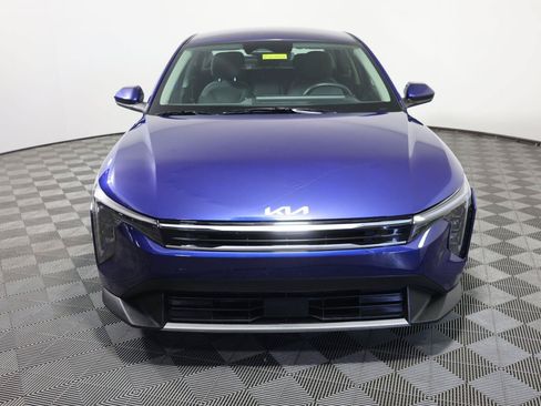 Used 2025 Kia K4 EX FWD image 2