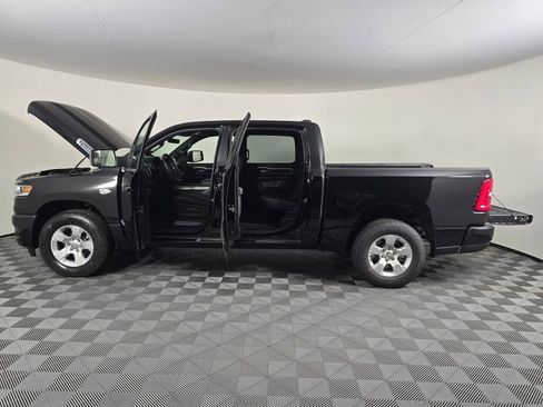 New 2026 RAM 1500 Big Horn w/ Sport Appearance Package AWD/4WD image 17