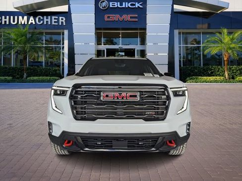 New 2026 GMC Acadia AT4 image 3