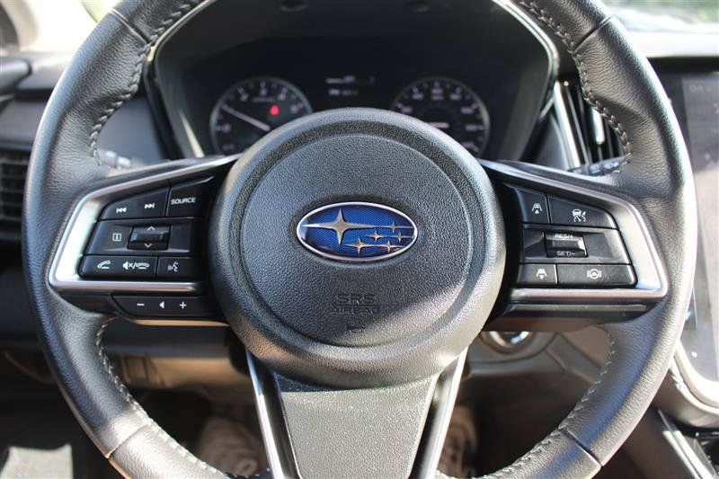 Used 2025 Subaru Outback Premium AWD/4WD image 11