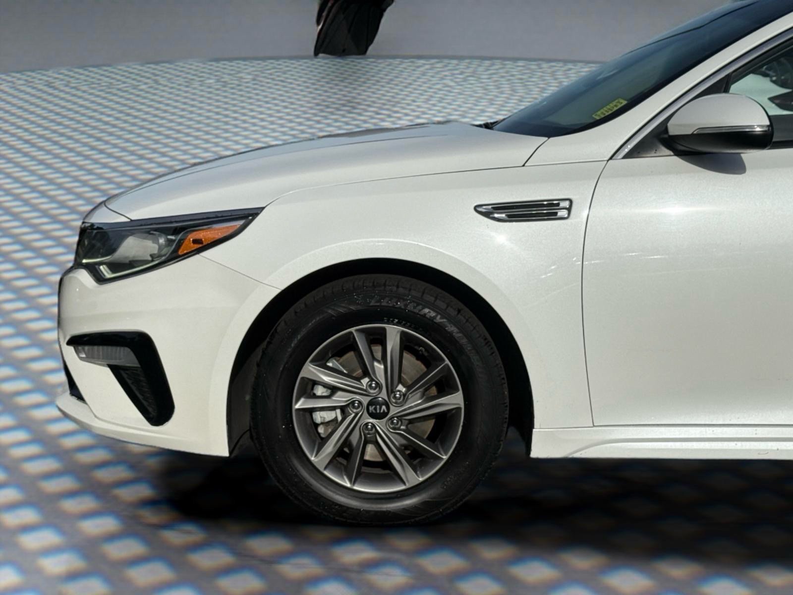 Used 2020 Kia Optima LX FWD image 10