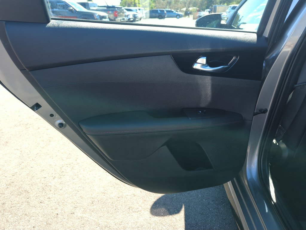 Used 2024 Kia Forte GT w/ GT2 Package FWD image 29