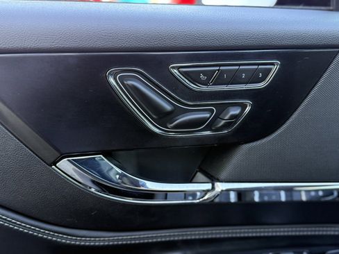 Used 2023 Lincoln Corsair Reserve w/ Equipment Group 202A image 9