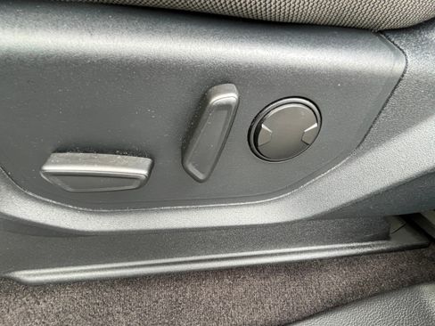 Used 2020 Ford F150 XLT w/ Equipment Group 302A Luxury image 19