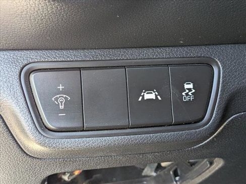 Used 2019 Kia Forte LXS image 15