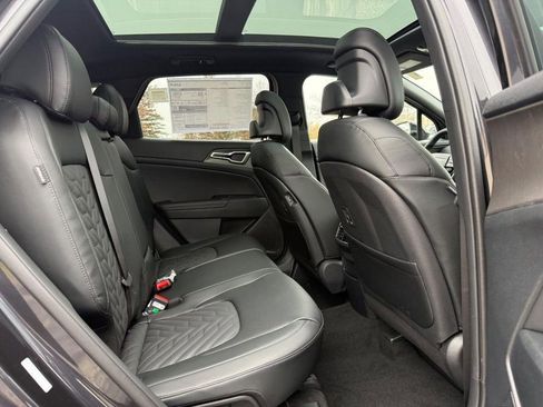 New 2026 Kia Sportage X-Line w/ X-Line Technology Package image 6