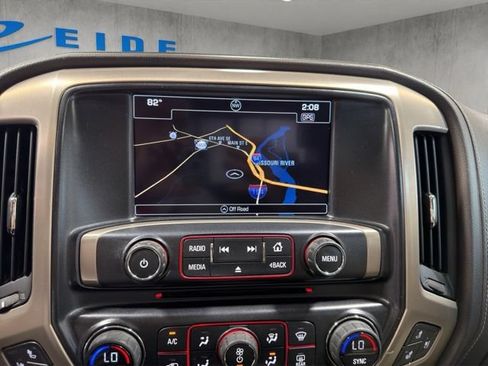 Used 2016 GMC Sierra 1500 Denali w/ Enhanced Driver Alert Package AWD/4WD image 4