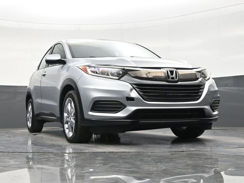 Used 2019 Honda HR-V LX image 27