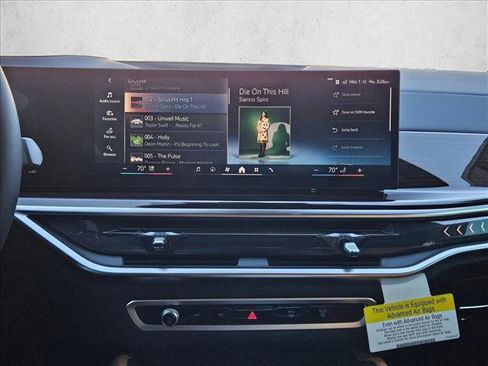 New 2026 BMW X6 xDrive40i w/ Climate Comfort Package image 11