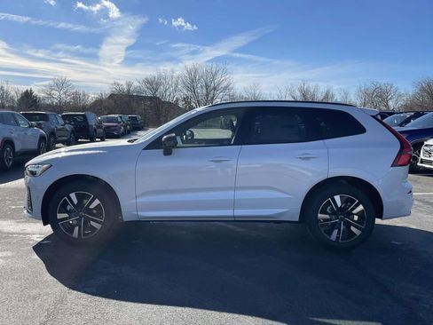 New 2026 Volvo XC60 B5 Plus w/ Protection Package Premier image 24