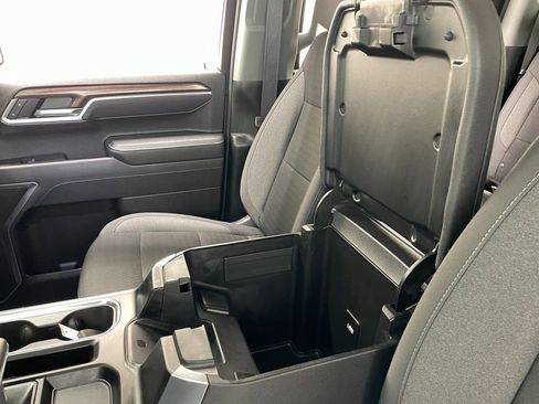 Certified 2025 Chevrolet Silverado 1500 RST AWD/4WD image 31