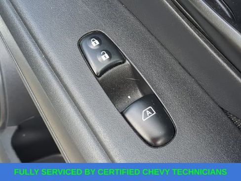 Used 2022 Nissan Kicks S image 42