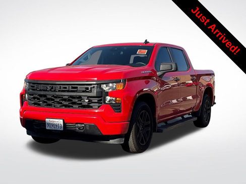 Used 2023 Chevrolet Silverado 1500 Custom image 4