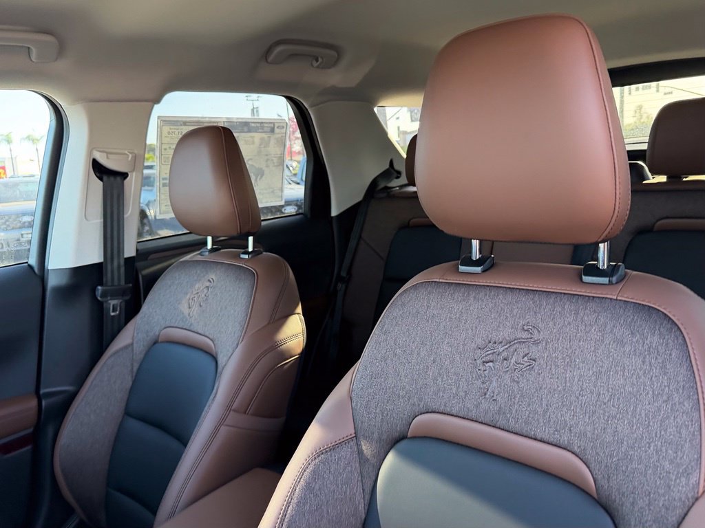 New 2026 Ford Bronco Sport Outer Banks w/ Sasquatch Outer Banks Package AWD/4WD image 14