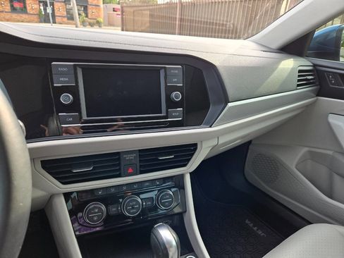 Used 2019 Volkswagen Jetta S image 24