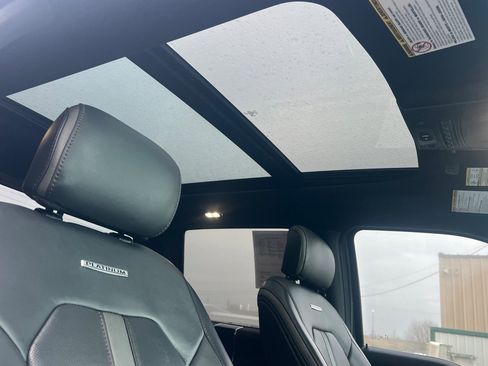 Used 2022 Ford F250 Platinum w/ Tremor Off-Road Package image 16