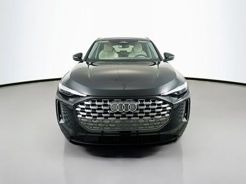 Used 2025 Audi Q5 Prestige AWD/4WD image 2
