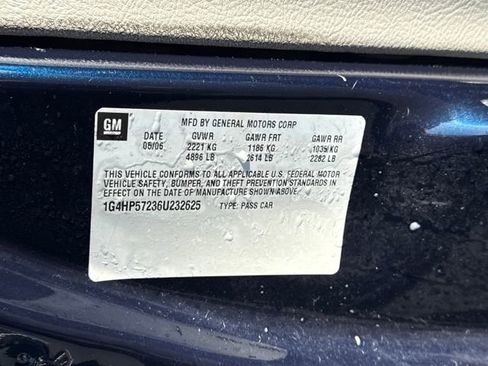 Used 2006 Buick Lucerne CX image 22