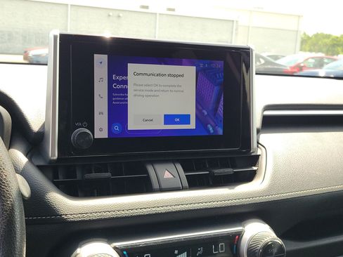 Used 2024 Toyota RAV4 XLE FWD image 26