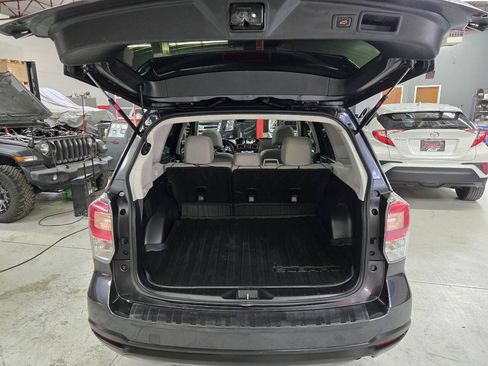 Used 2017 Subaru Forester 2.5i Premium AWD/4WD image 22