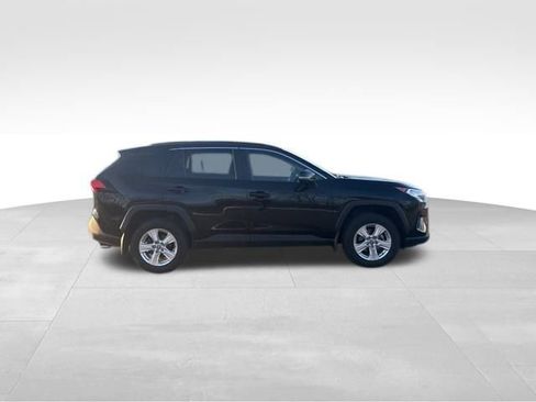 Used 2021 Toyota RAV4 XLE image 6