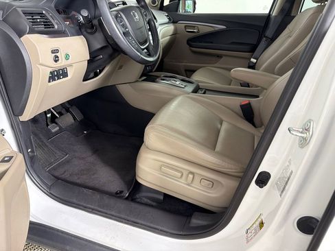 Used 2022 Honda Ridgeline RTL-E image 11