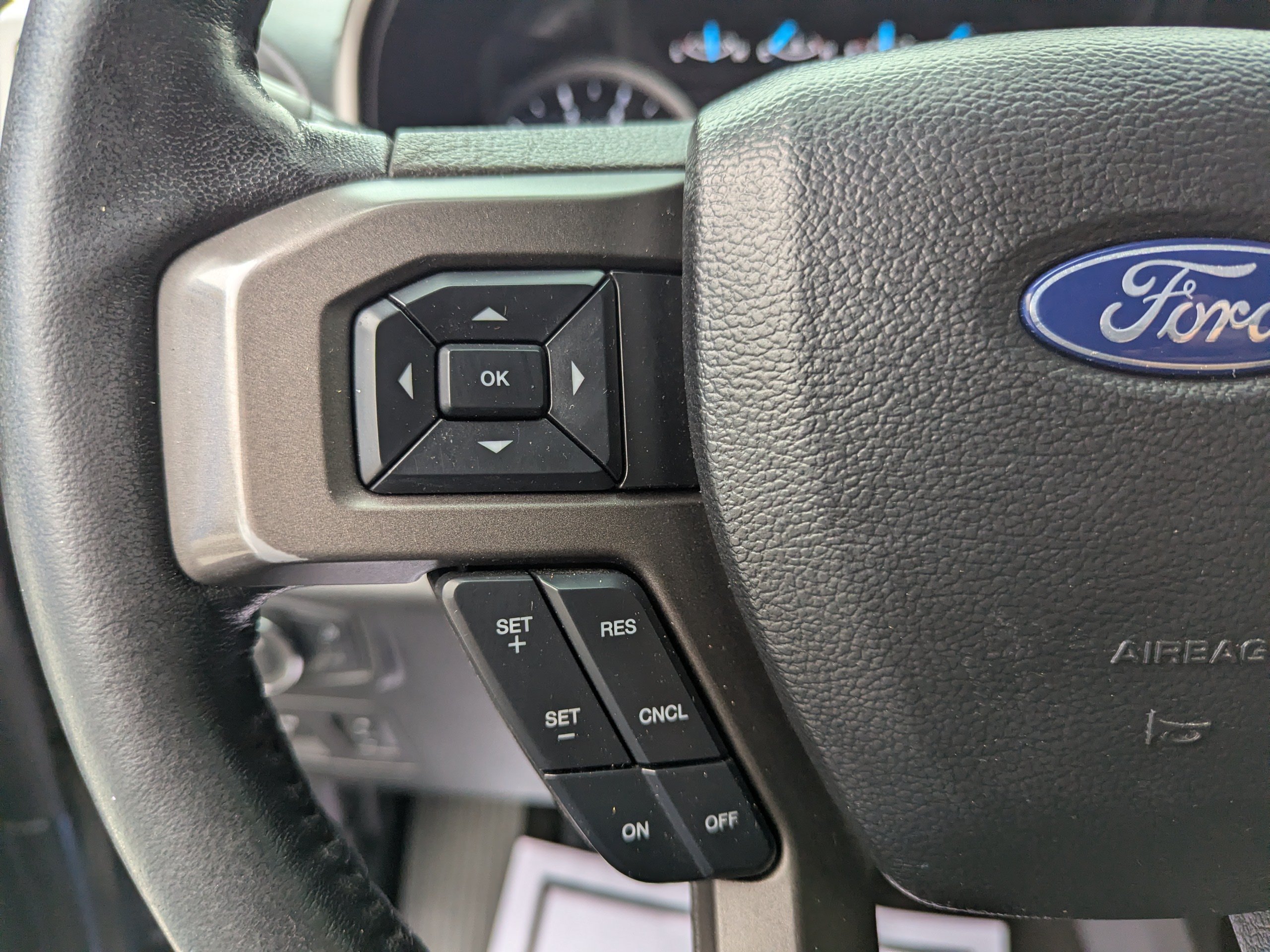 Used 2018 Ford Expedition Max XLT w/ Equipment Group 201A AWD/4WD image 10