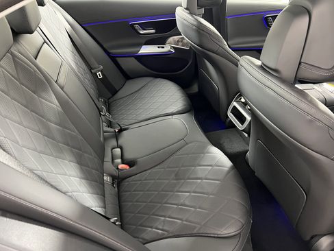 New 2026 Mercedes-Benz E 350 4MATIC Sedan image 24
