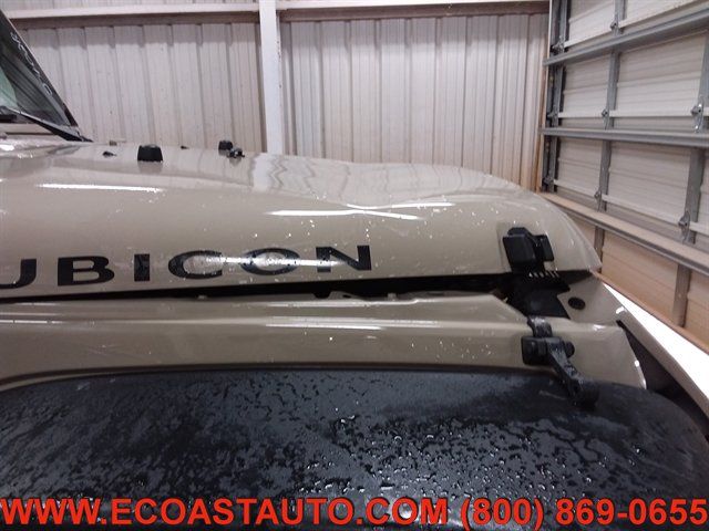 Used 2017 Jeep Wrangler Unlimited Rubicon AWD/4WD image 15