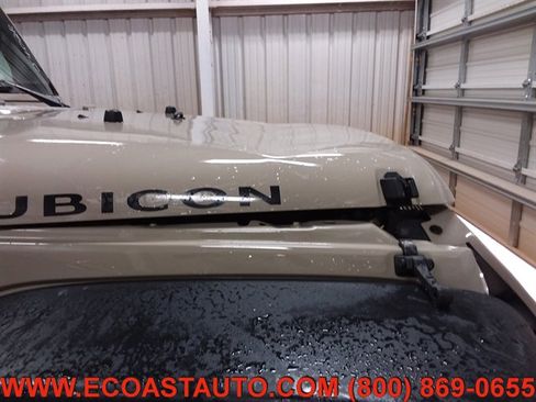 Used 2017 Jeep Wrangler Unlimited Rubicon image 15