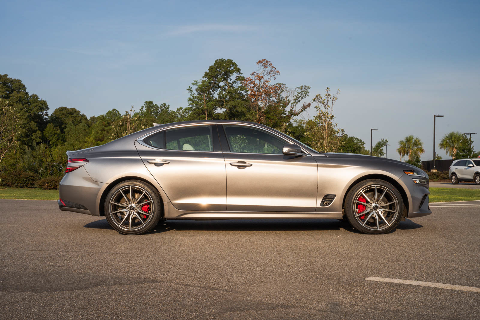 Used 2025 Genesis G70 2.5T AWD/4WD image 9