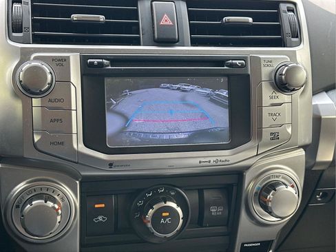 Used 2019 Toyota 4Runner SR5 AWD/4WD image 27