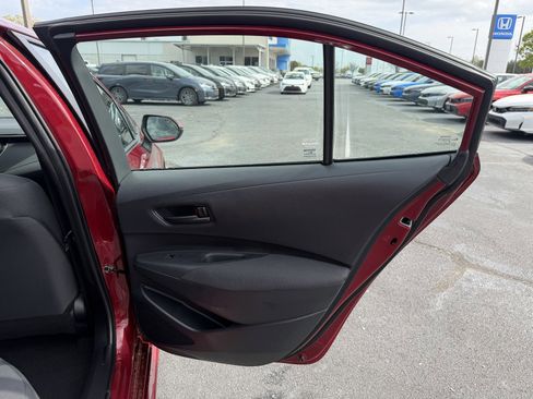 Used 2024 Toyota Corolla LE image 12