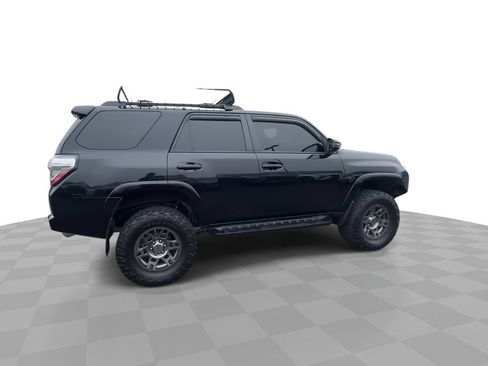 Used 2020 Toyota 4Runner Venture w/ Moonroof Package AWD/4WD image 8