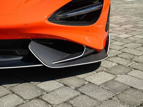 Used 2021 McLaren 765LT image 40