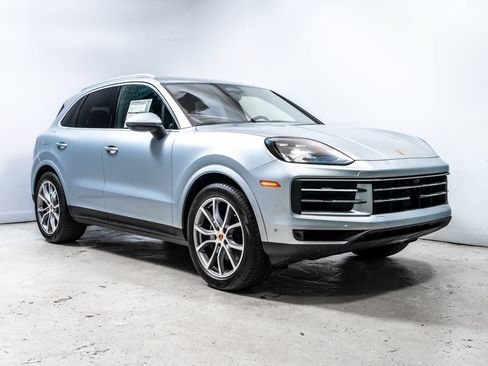 New 2026 Porsche Cayenne AWD/4WD image 9