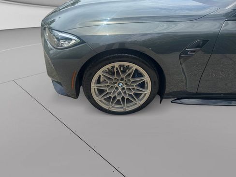 Used 2022 BMW M4 Competition w/ Executive Package RWD image 3