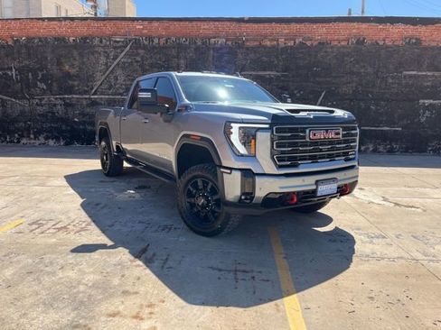 Used 2025 GMC Sierra 2500 AT4 w/ AT4 Premium Plus Package AWD/4WD image 1