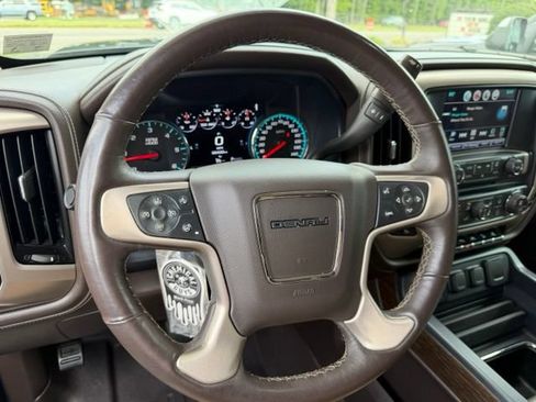 Used 2017 GMC Sierra 1500 Denali w/ Denali Ultimate Package AWD/4WD image 21