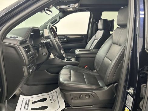 Certified 2024 Chevrolet Tahoe RST w/ Luxury Package AWD/4WD image 9