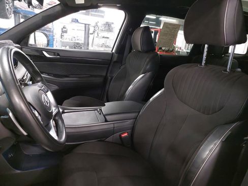 Used 2024 Hyundai Palisade Calligraphy image 17